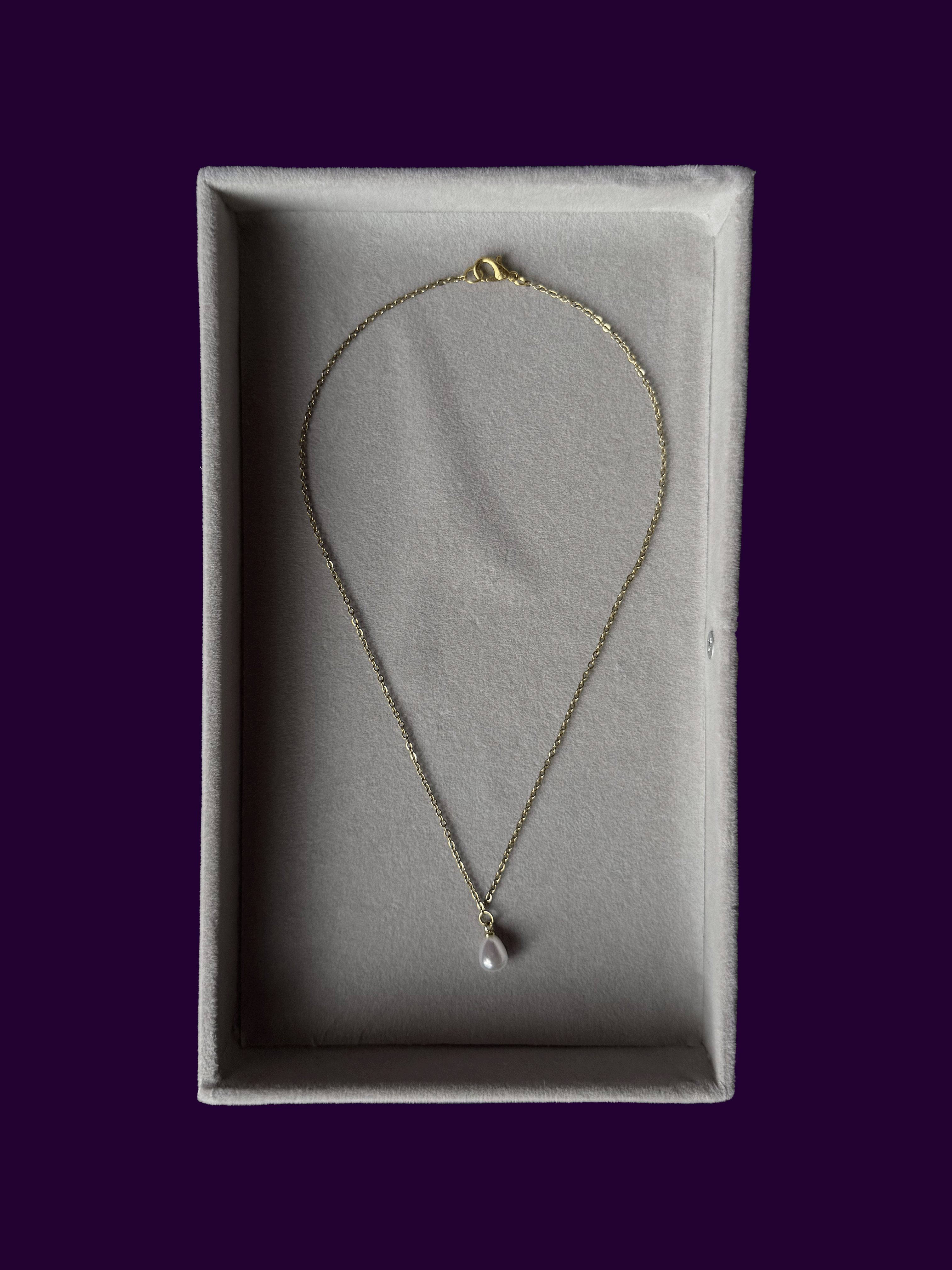 Droplet Pearl Necklace