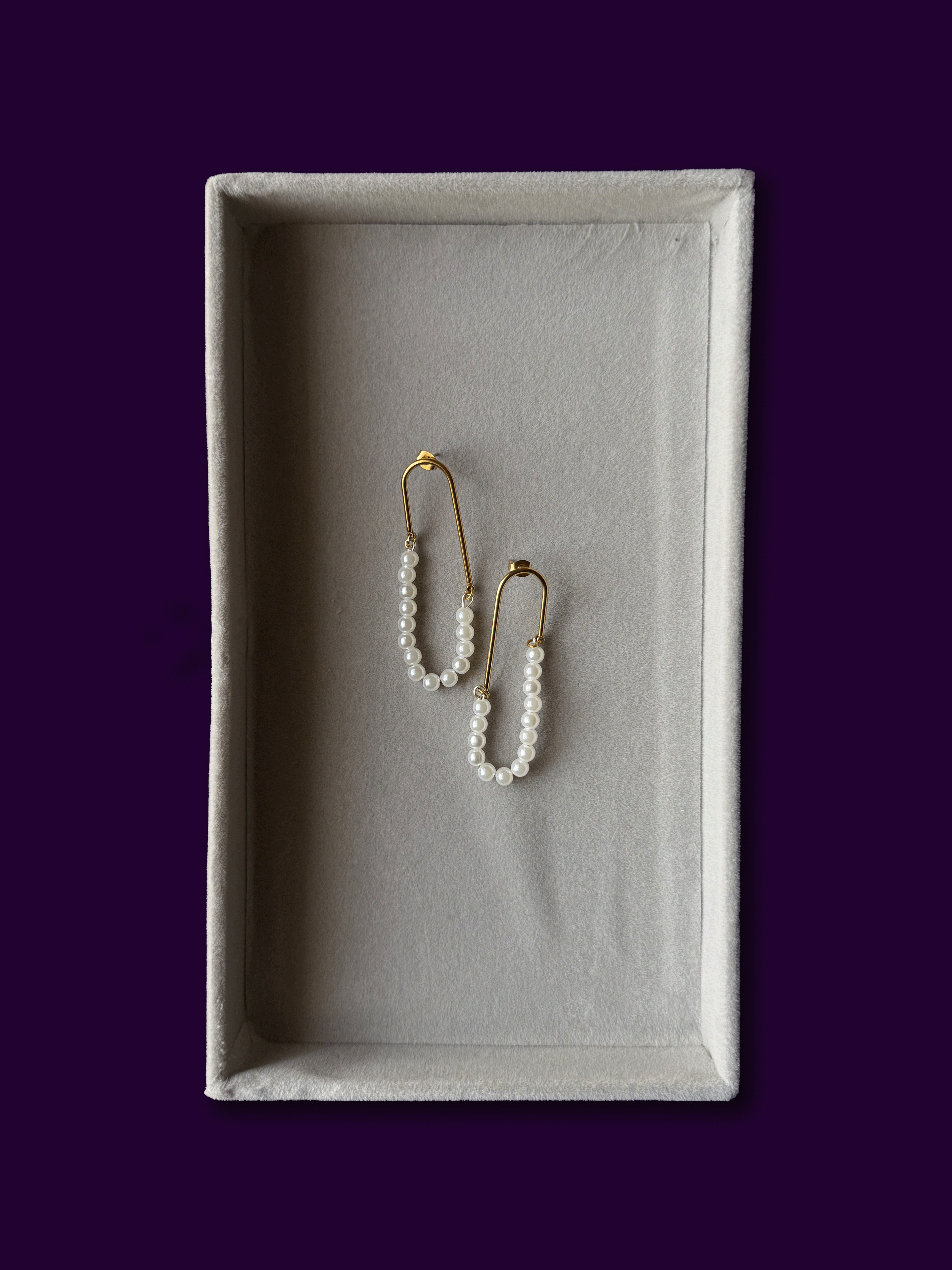 Amouré Earrings